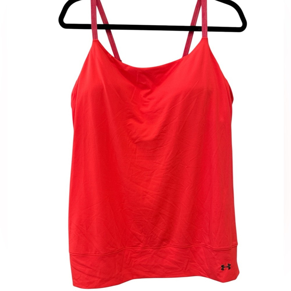 ⭐️NWT⭐️Under Armour Women's Vibrant Tank Top with Build in Bra.